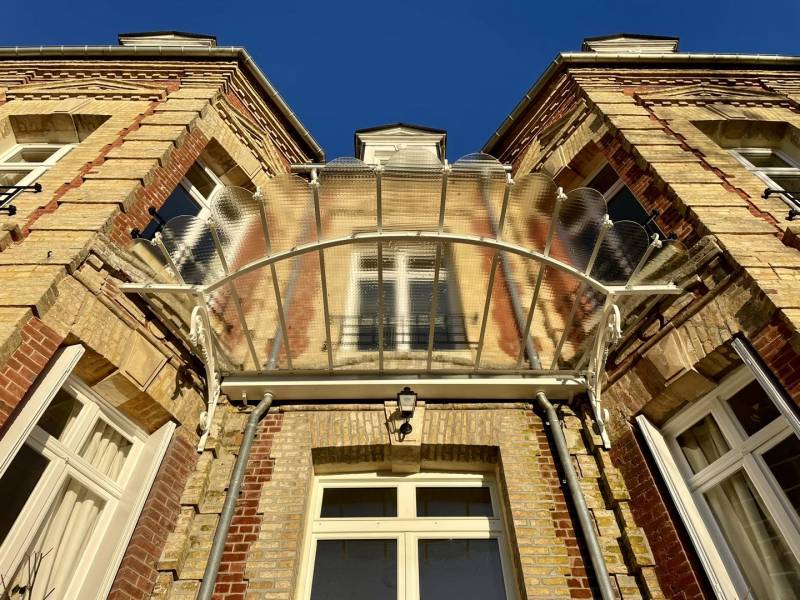 Restauration d'une ancienne marquise pour un manoir à Dieppe 76